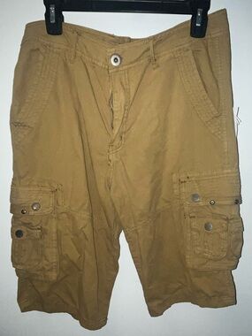 NWT Men's Cargo Shorts - khaki